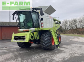 Moissonneuse-batteuse CLAAS Lexion 760