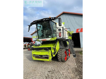 Moissonneuse-batteuse CLAAS Lexion 8700