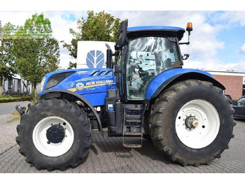 Tracteur agricole NEW HOLLAND T7.230