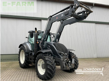 Tracteur agricole VALTRA T174