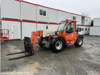 Chariot télescopique JLG