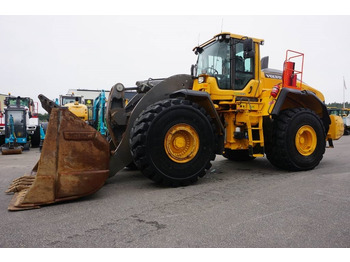 Chargeuse sur pneus VOLVO L250H