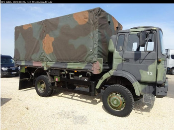 Camion à rideaux coulissants IVECO Magirus