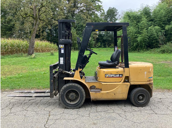 Chariot élévateur diesel CATERPILLAR DP