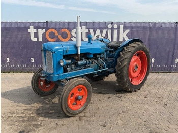 Tracteur agricole FORDSON