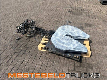 Frame/ Châssis pour Camion JOST Jost schotel met onderplaat en kabelhouder: photos 3