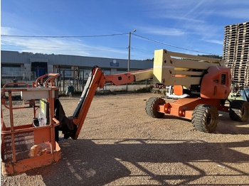 Nacelle articulée JLG