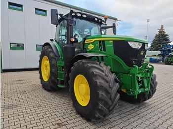 Tracteur agricole JOHN DEERE 6R 215