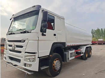 Camion citerne SINOTRUK HOWO