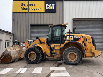 Chargeuse sur pneus CATERPILLAR 962M