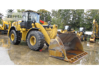 Chargeuse sur pneus CATERPILLAR 962M