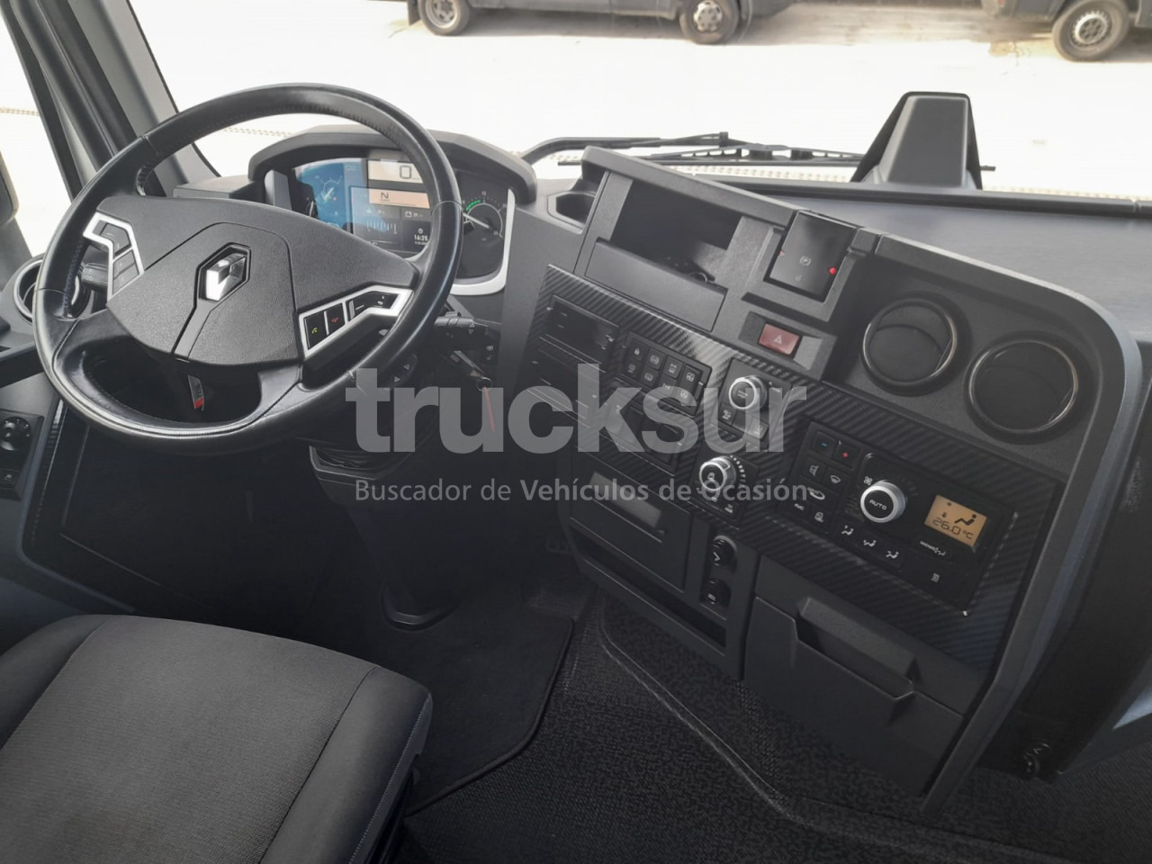 Tracteur routier RENAULT T520 HIGH SLEEPER CAB: photos 11