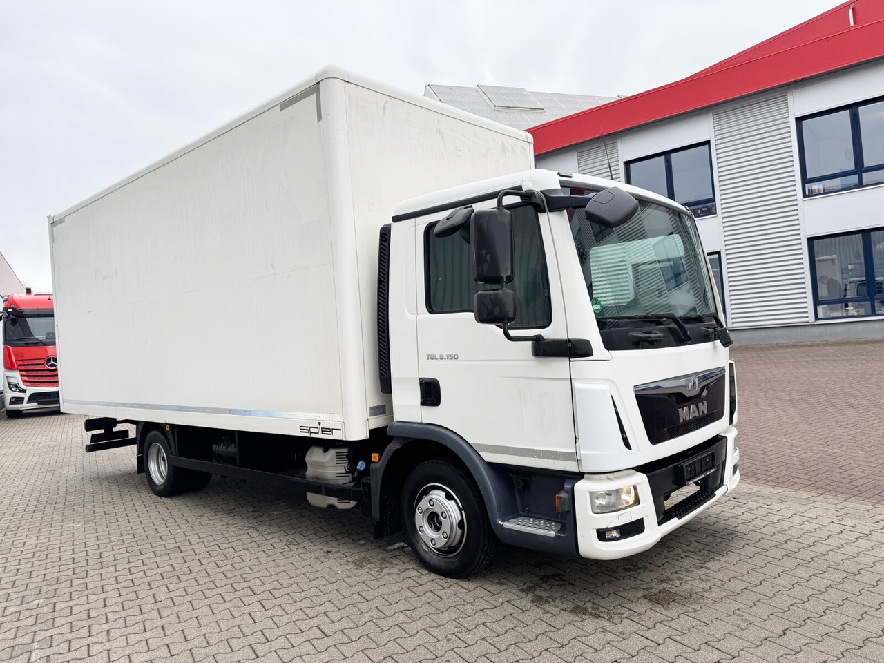 Camion fourgon MAN TGL 8.150 4x2 BL TGL 8.150 4x2 BL, Möbelkoffer mit Rolltor: photos 9