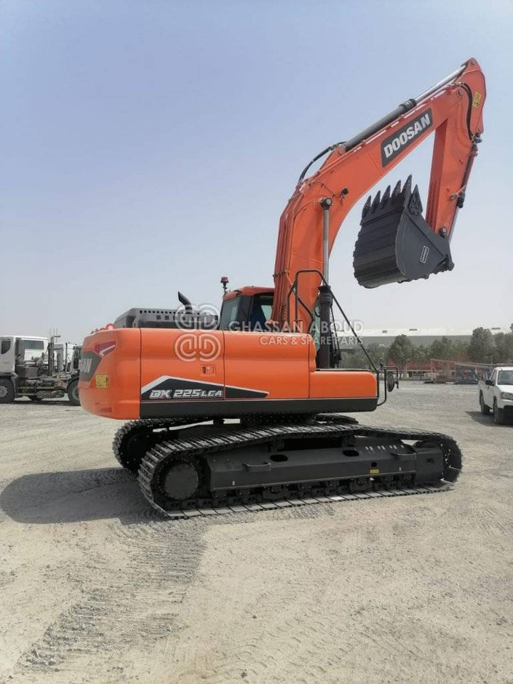 Pelle sur chenille DOOSAN DX225 LCA – CHAIN EXCAVATOR OPERATING WEIGHT 22 TON APPROX. WITH  BUCKET 1.08 Cu.M BUCKET ( HEAVY DUTY) MY2022: photos 6