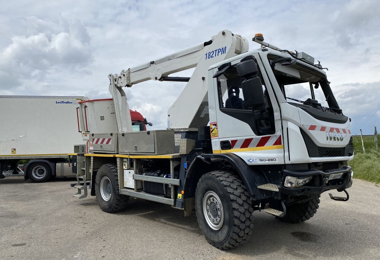 Camion avec nacelle IVECO EUROCARGO 150/280: photos 47