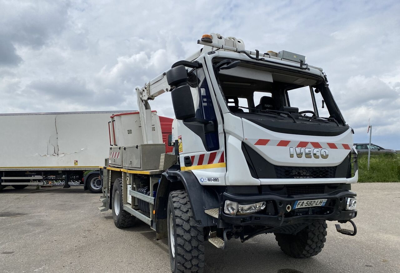 Camion avec nacelle IVECO EUROCARGO 150/280: photos 46