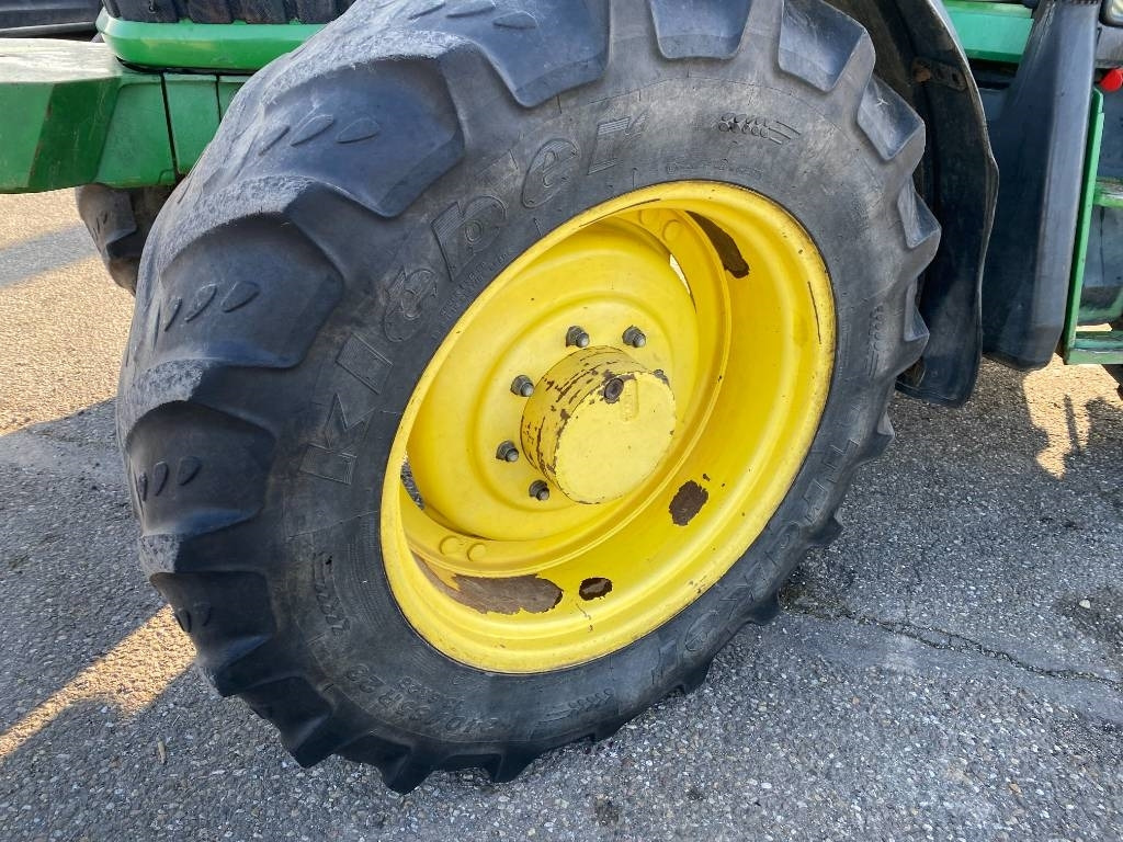 Tracteur agricole John Deere 6230 P/QUAD 40Km/h-TLS-Command Center endommagé: photos 22