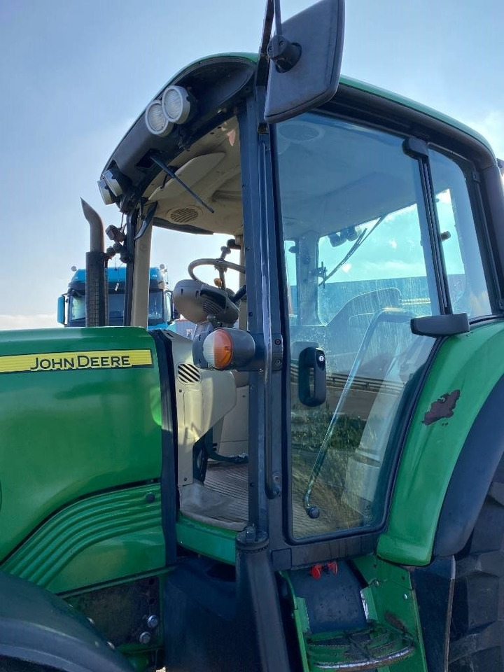 Tracteur agricole John Deere 6230 P/QUAD 40Km/h-TLS-Command Center endommagé: photos 26