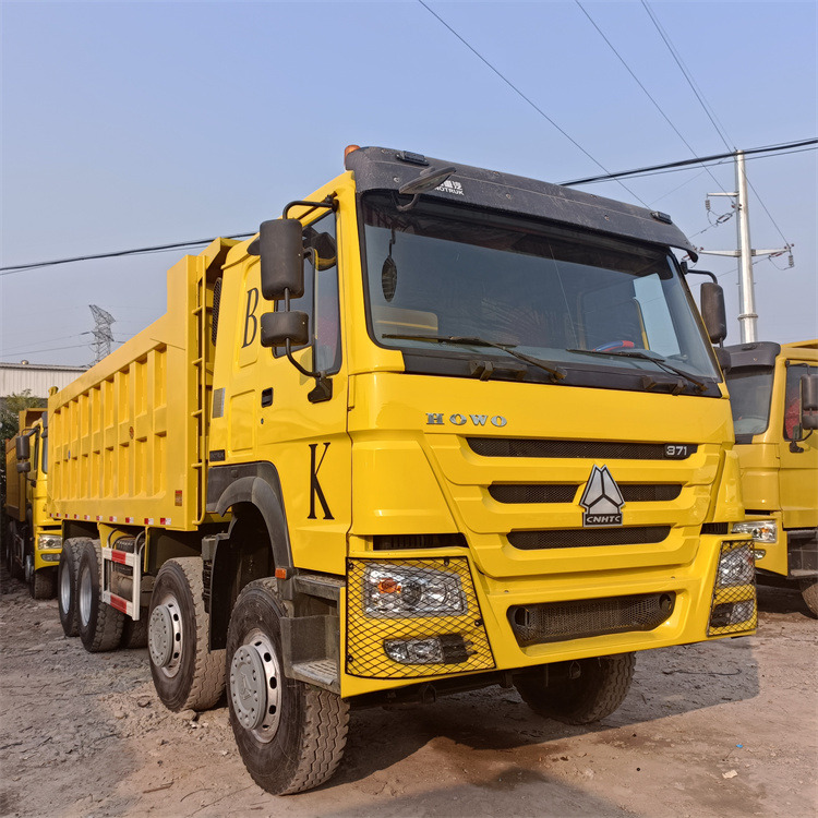 Camion benne HOWO HOWO 8x4 371-Yellow Tipper: photos 6 Camion benne HOWO HOWO 8x4 371-Yellow Tipper: photos 6