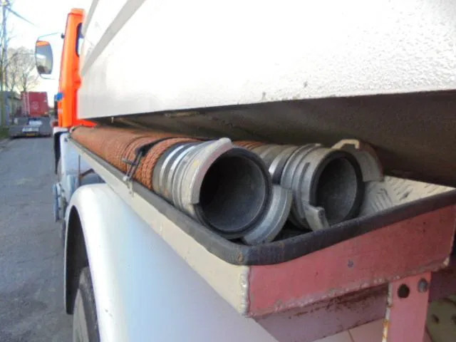 Camion de pompier Renault C A07 C1: photos 9 Camion de pompier Renault C A07 C1: photos 9