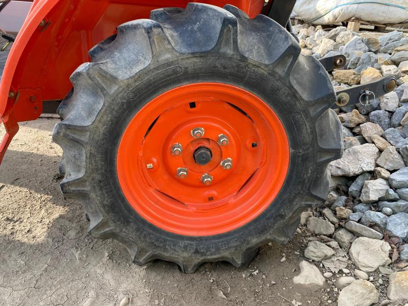 Crédit-bail de KUBOTA B1710 MINI TRACTEUR AGRICOLE KUBOTA B1710 MINI TRACTEUR AGRICOLE: photos 13