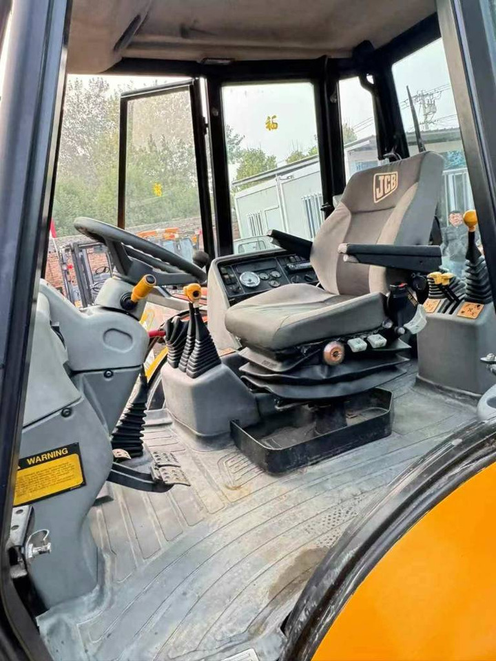 Tractopelle JCB 3 CX: photos 7