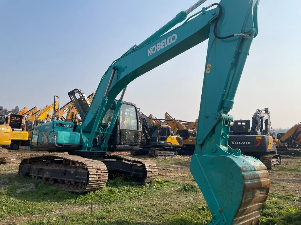 Pelle sur chenille Kobelco SK 200: photos 6