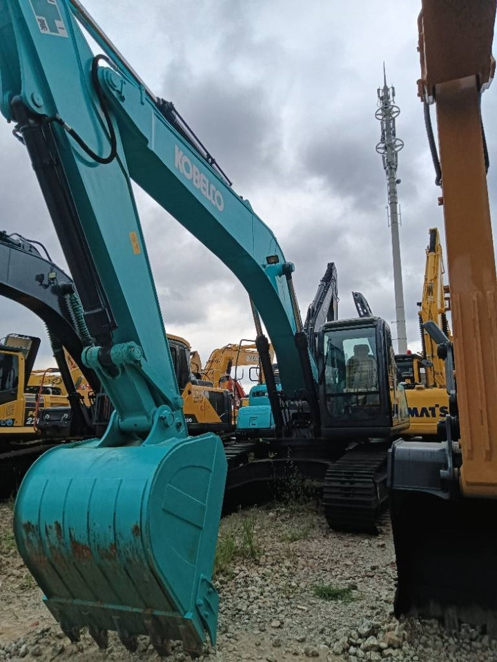 Pelle sur chenille Kobelco SK 210: photos 8