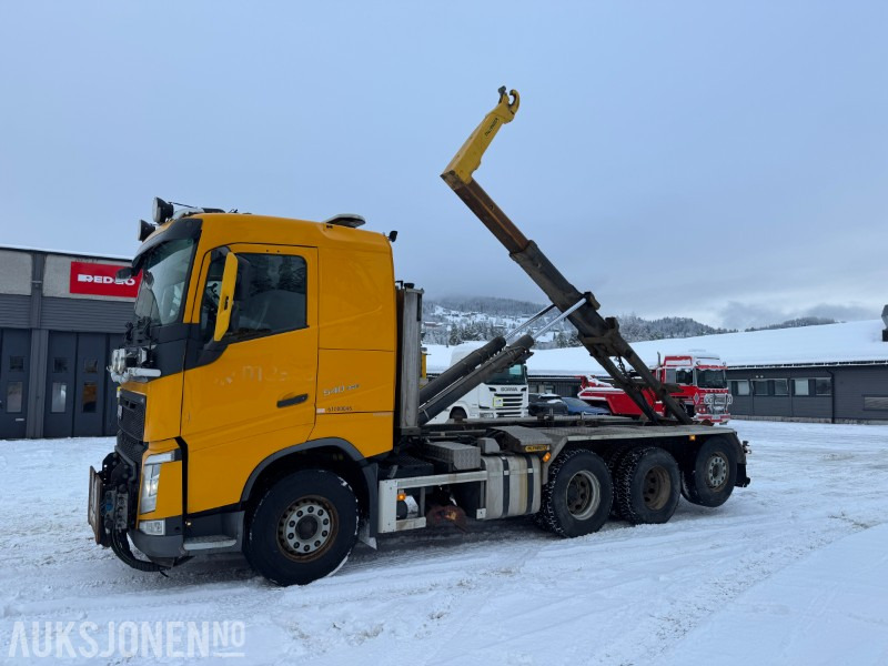 Camion ampliroll 2018 Volvo FH 540 - Krokbil - Tridem - Brøyterigget - Underliggende skjær - Vaskehydraulikk - Euro 6: photos 9