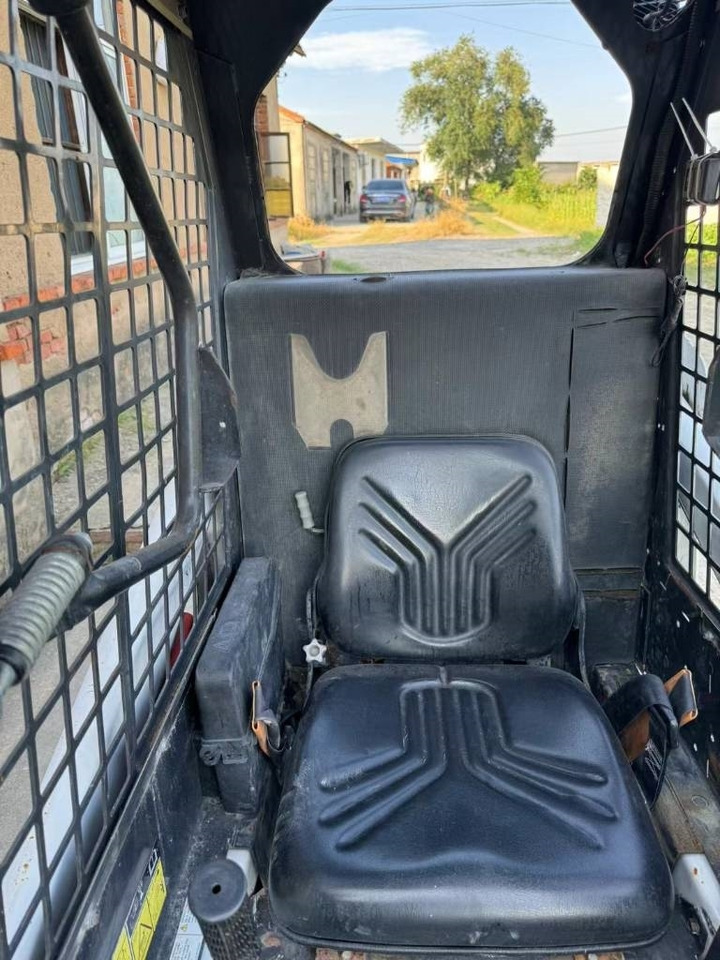 Mini chargeuse Bobcat S 70: photos 9