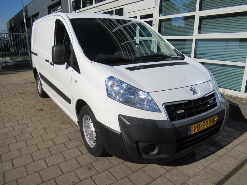 Fourgonnette Peugeot Expert 227 1.6 HDI L1H1 P+ 3-zit ! Top Staat ! AIRCO: photos 17