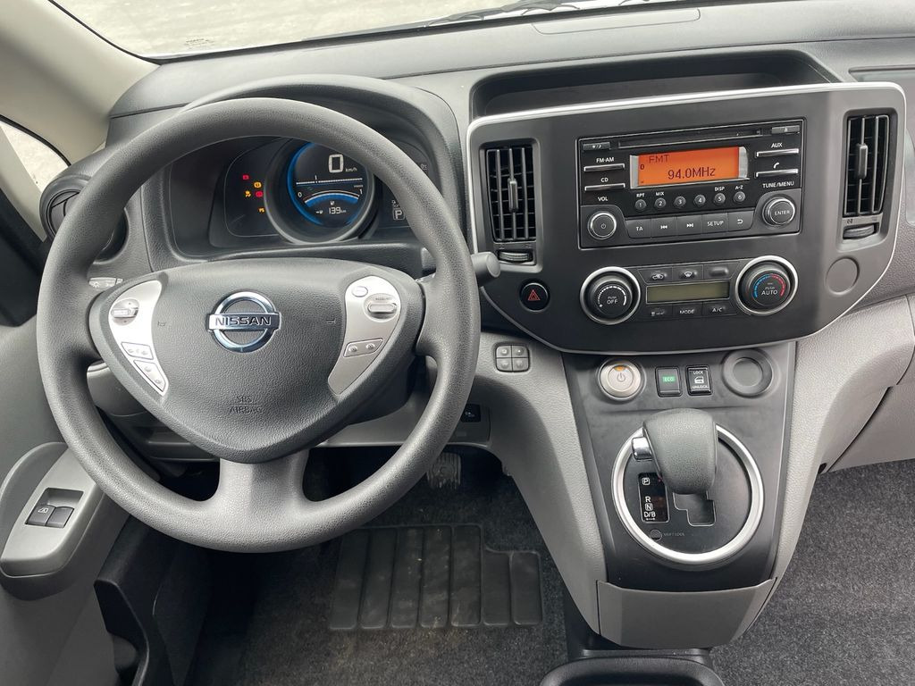 Fourgonnette Nissan E-NV200 Kastenwagen/Elektro/ACC/Standheizung: photos 12