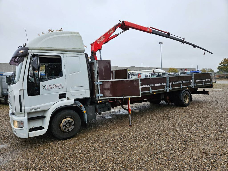 Camion grue Iveco 150E 28 / Fassi F80A Reach 12.4M / New body: photos 1