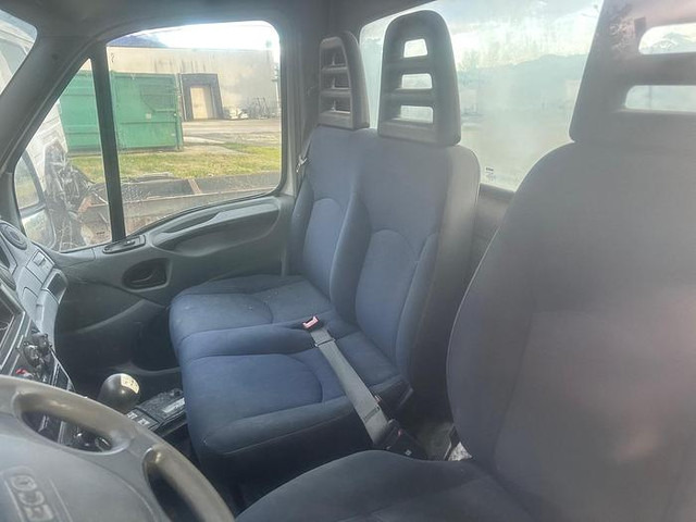 Châssis cabine Iveco DAILY 50: photos 8