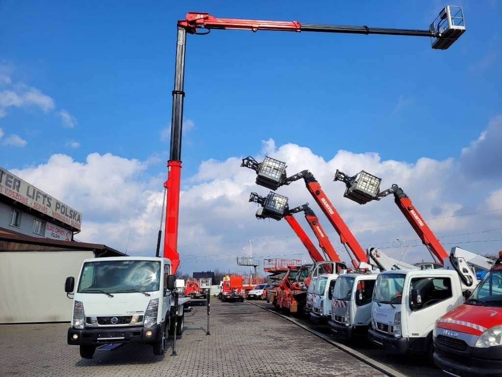 Camion avec nacelle VERSALIFT VTX240 - 24m Nissan NT400 - bucket truck boom lift: photos 15