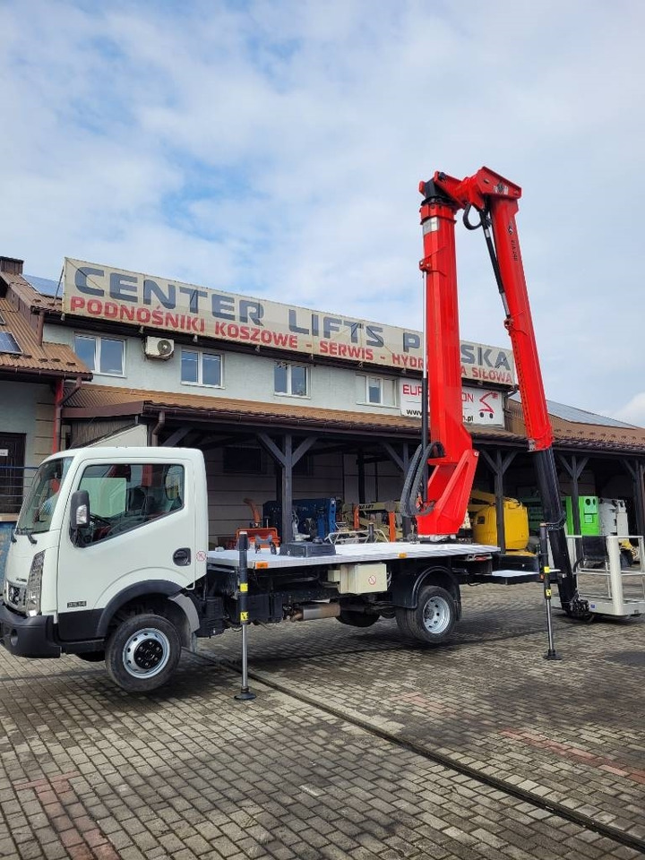 Camion avec nacelle VERSALIFT VTX240 - 24m Nissan NT400 - bucket truck boom lift: photos 6