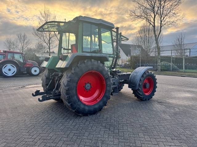 Tracteur agricole Fendt F395 GT: photos 16