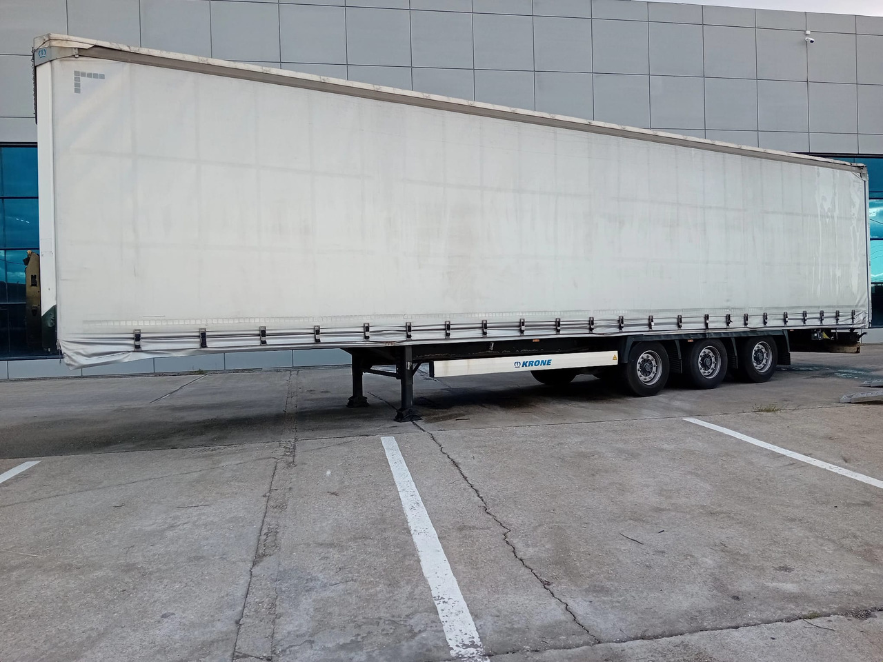 Crédit-bail de  Krone Sliding Tarpaulin Semi-trailer Standard, TOP ! Krone Sliding Tarpaulin Semi-trailer Standard, TOP !: photos 6