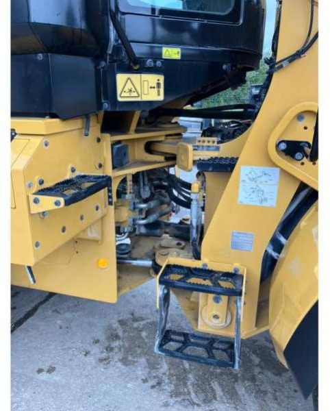 Chargeuse sur pneus Caterpillar 938M: photos 8