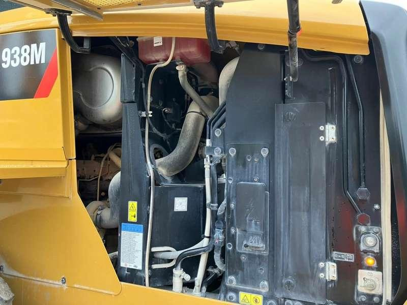 Chargeuse sur pneus Caterpillar 938M: photos 13