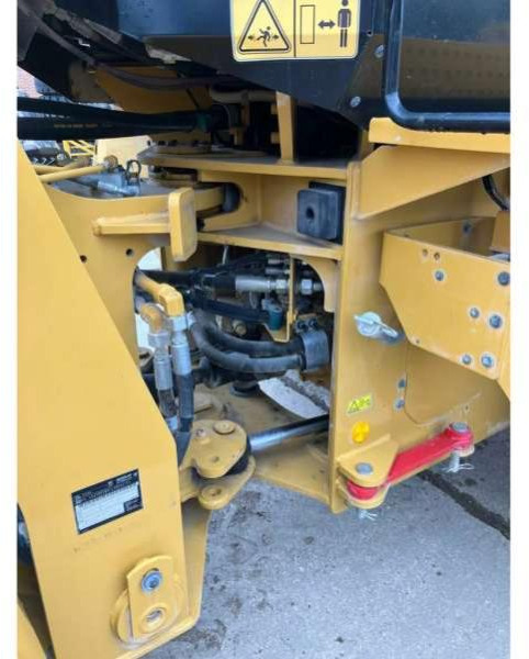 Chargeuse sur pneus Caterpillar 938M: photos 9