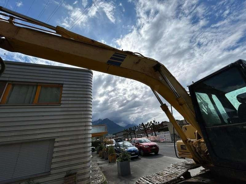 Pelle sur chenille Komatsu PC180LC-6K MACHINE SUISSE: photos 19