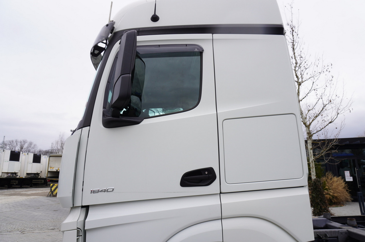 Camion porte-conteneur/ Caisse mobile MERCEDES-BENZ Actros 1840 / BDF / 2019: photos 15