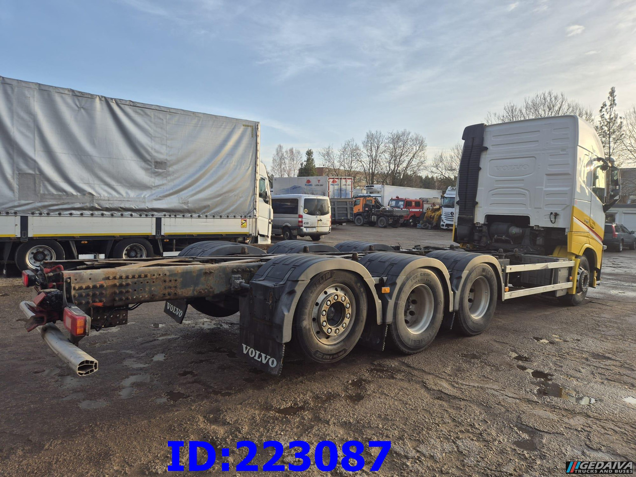 Châssis cabine VOLVO FH13 540HP 8x4 Lifting axle: photos 6