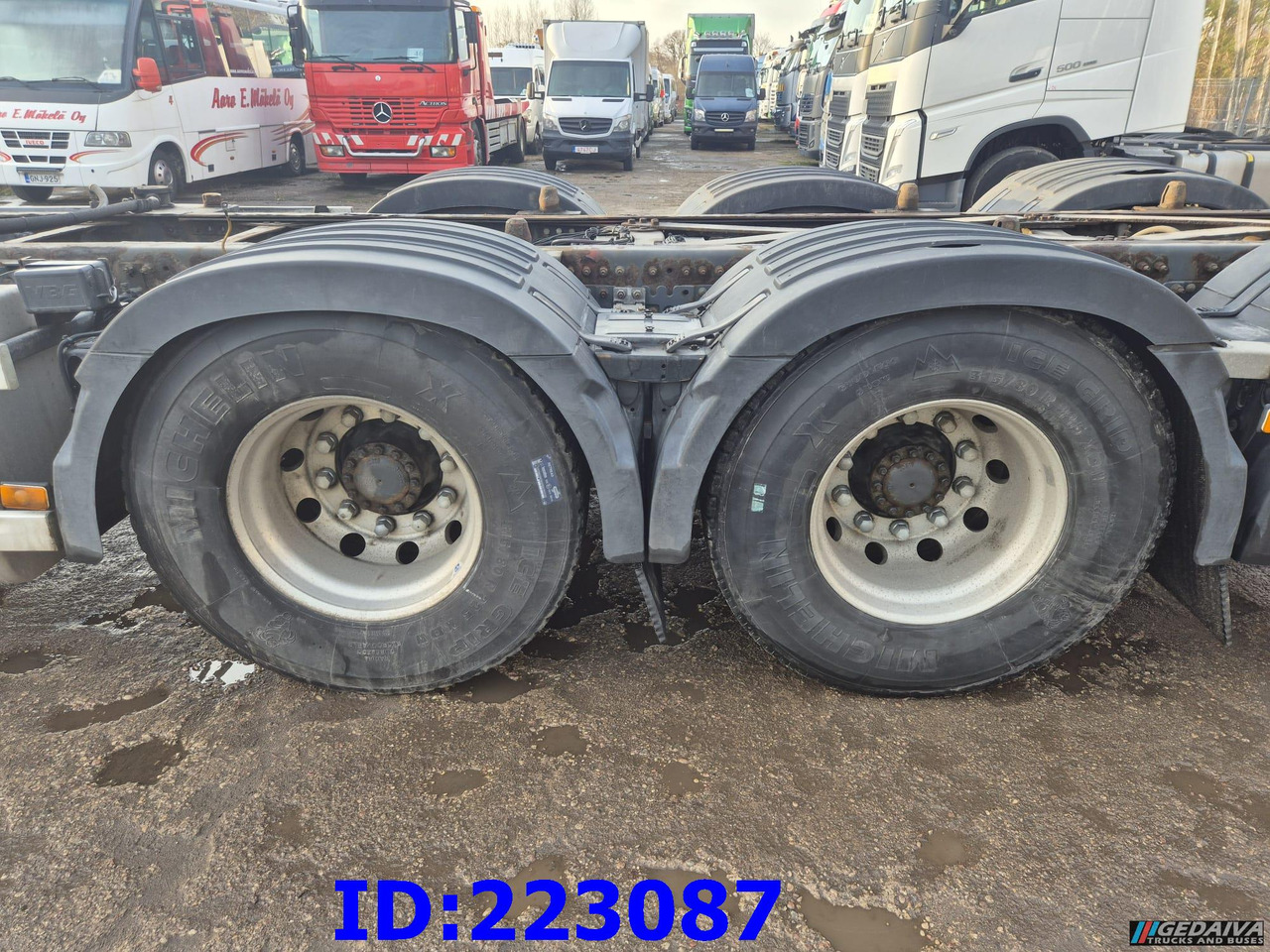 Châssis cabine VOLVO FH13 540HP 8x4 Lifting axle: photos 9