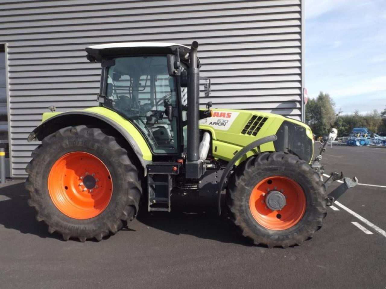 Tracteur agricole CLAAS arion 630 cis t4 CIS: photos 8