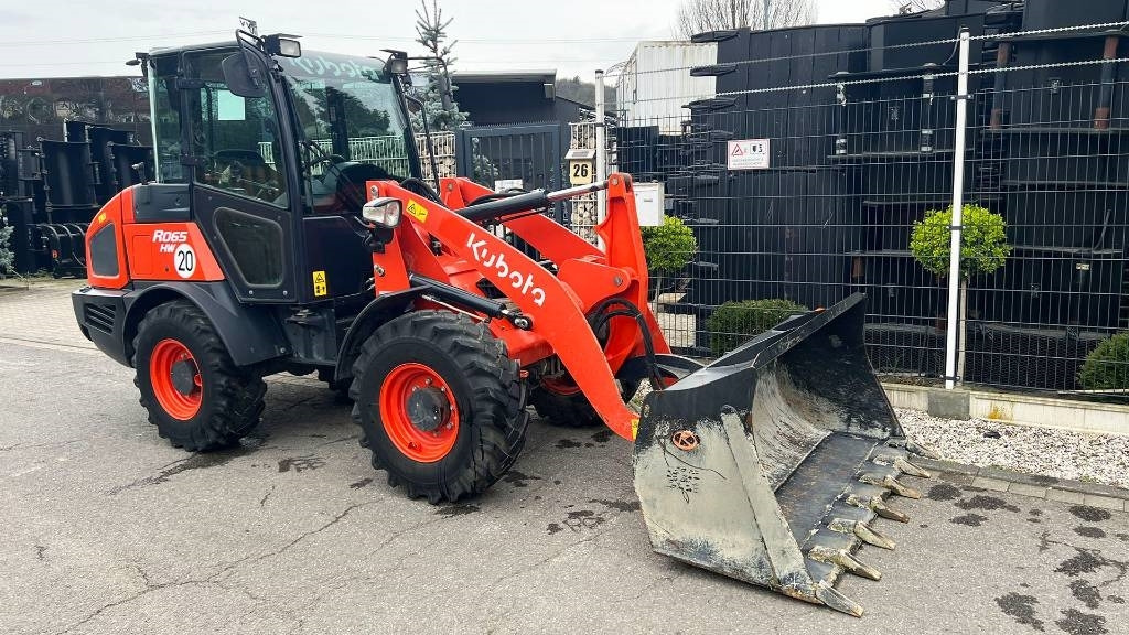 Crédit-bail de Kubota R 065, Radlader, hydr. Schnellwechsler, Schaufel  Kubota R 065, Radlader, hydr. Schnellwechsler, Schaufel: photos 13