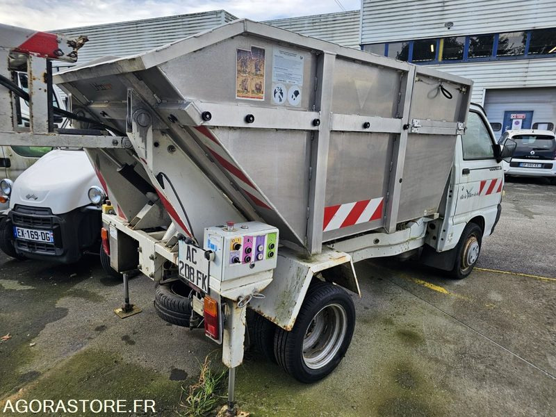 Benne à ordures ménagères Mini BOM piaggio porter - AC208FK: photos 6