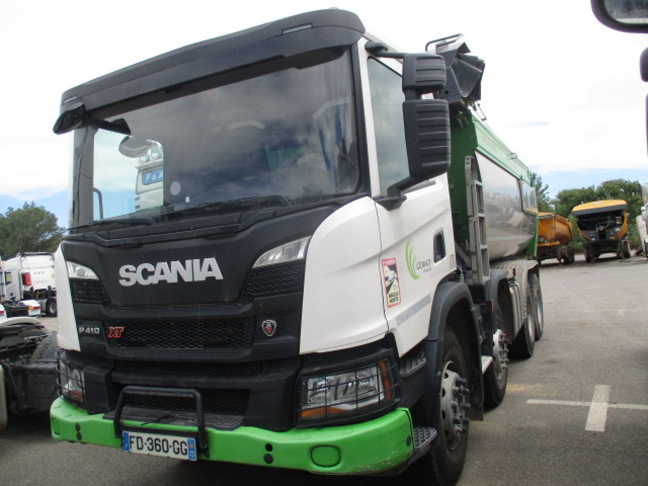 Châssis cabine SCANIA P 410 B8x4HZ: photos 8