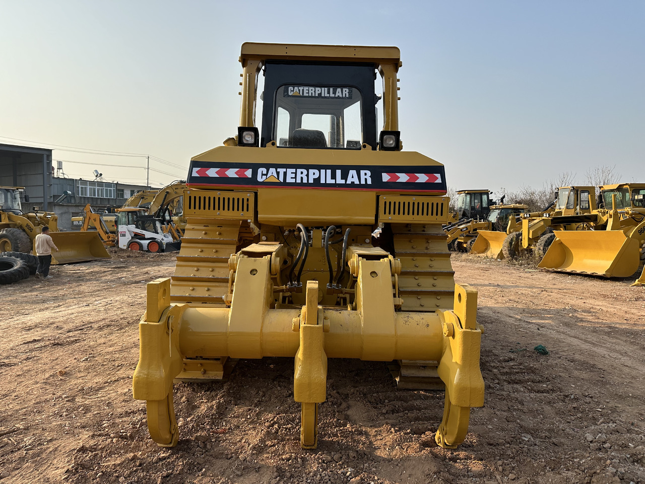 Bulldozer CATERPILLAR D8R: photos 6